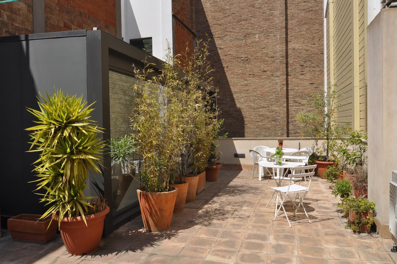 Rentbcn Gracia Deluxe Appartamento Barcellona Esterno foto
