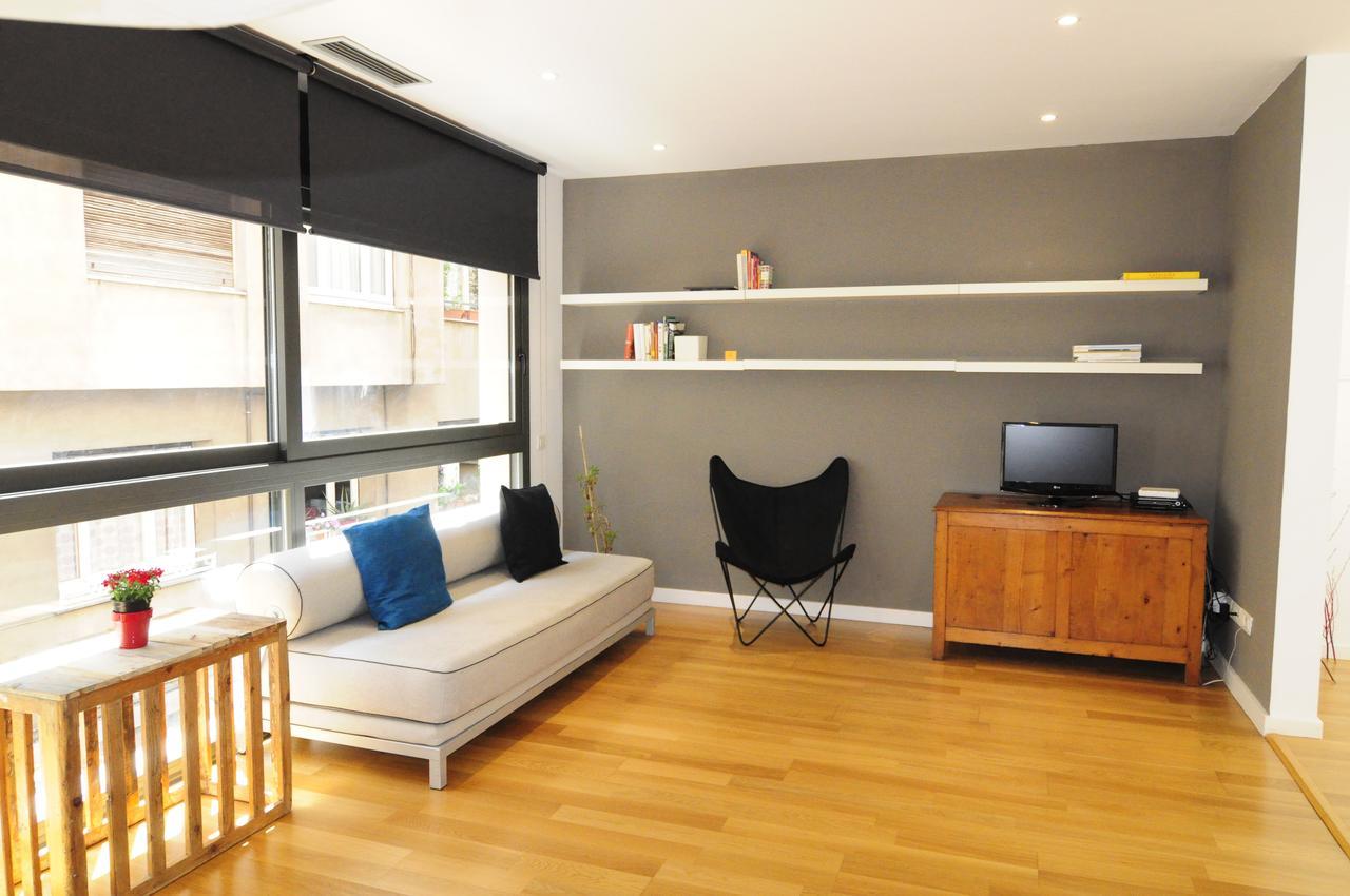 Rentbcn Gracia Deluxe Appartamento Barcellona Esterno foto